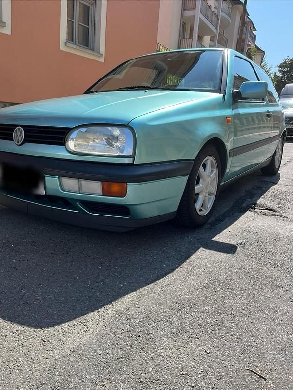 Gebraucht VW Golf III 75 PS (55 kW) 1992 Andere farben Kleinwagen