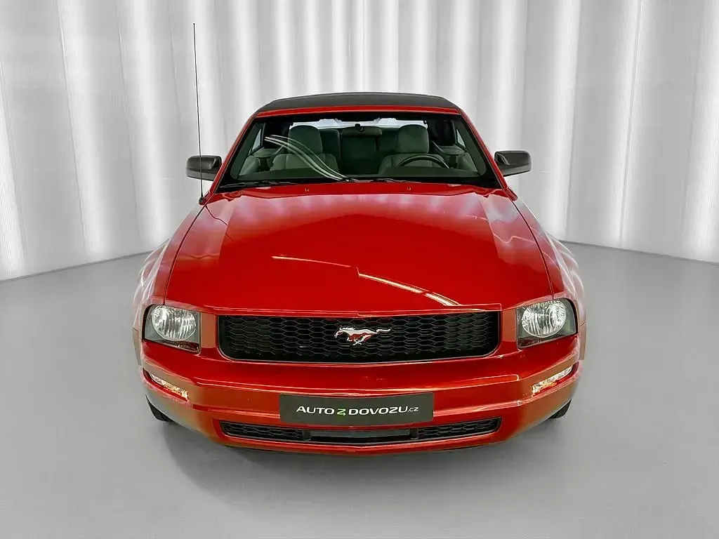 Gebraucht Ford Mustang 209 PS (153 kW) 2007 Rot Cabrio