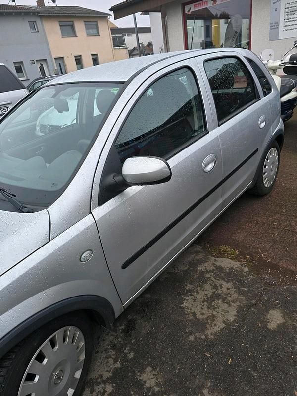 Gebraucht Opel Corsa 75 PS (55 kW) 2004 Silber Kleinwagen