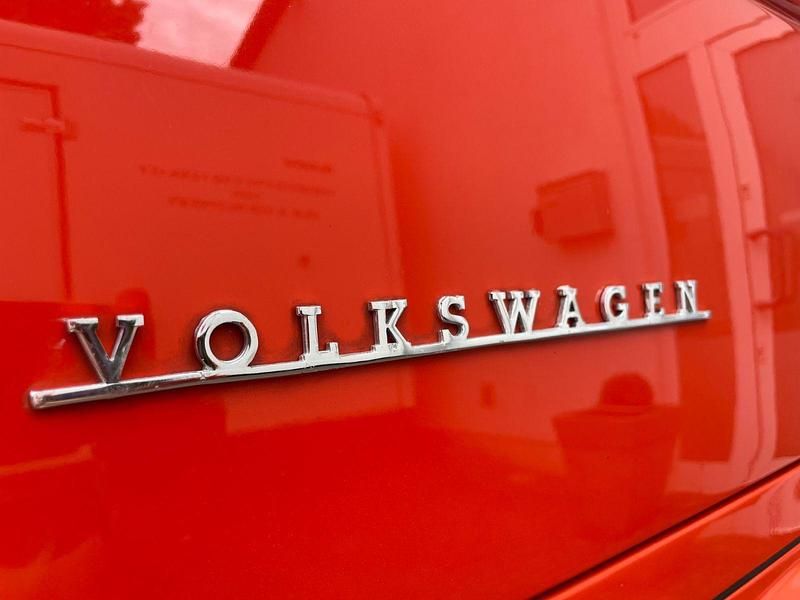 Orange Gebraucht 1972 VW T2 Van | 29.900 € - Bild 1/4