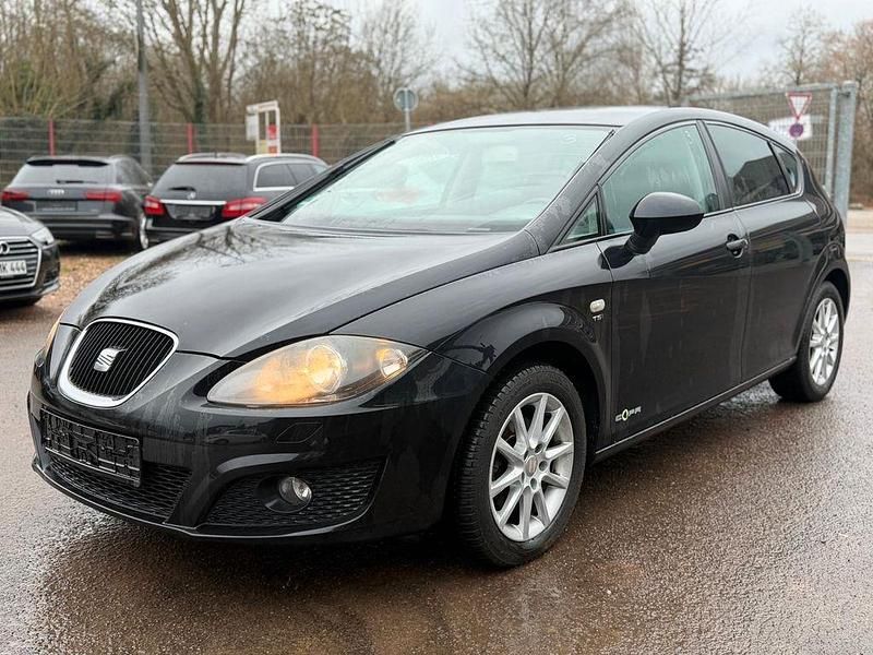 Negro magico Gebraucht 2011 Seat Leon Copa Limousine | 3.999 € (Fairer Preis) - Bild 1/4