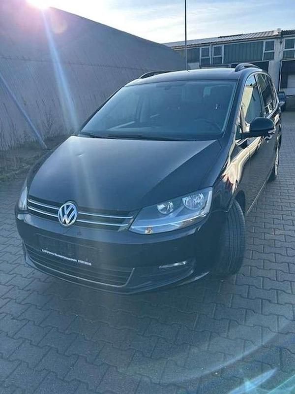Gebraucht VW Sharan Trendline 150 PS (110 kW) 2012 Schwarz Van / Kleinbus