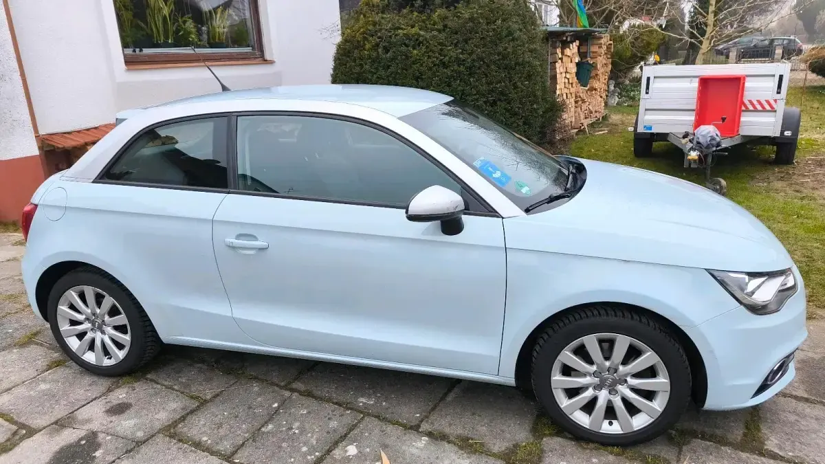 Usata Audi A1 120 CV (88 kW) 2012 Blu Utilitaria