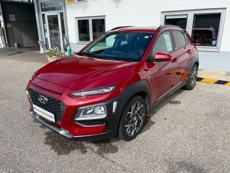 Gebraucht Hyundai Kona Select 141 PS (103 kW) 2020 Rot metallic SUV