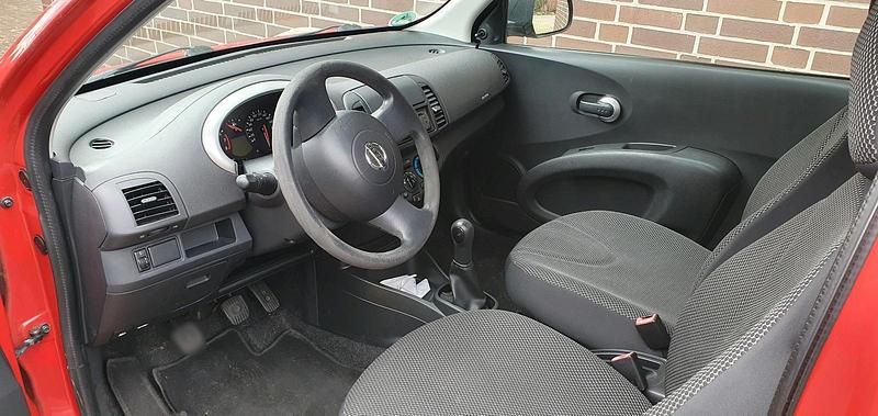 Gebraucht Nissan Micra 65 PS (47 kW) 2010 Rot Kleinwagen