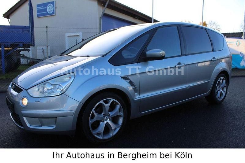Gebraucht Ford S-MAX Titanium 140 PS (102 kW) 2007 Grau Van / Kleinbus