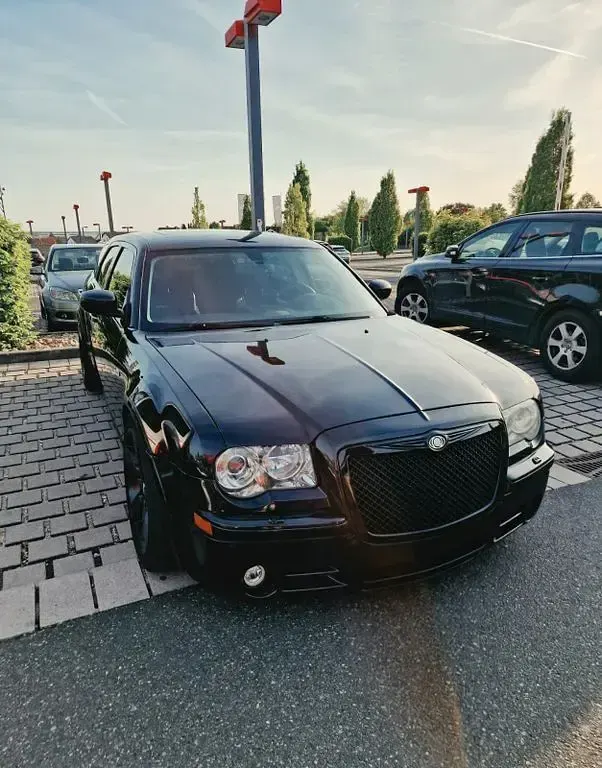 Usado Chrysler 300C Touring 218 CV (160 kW) 2008 Negro Familiar
