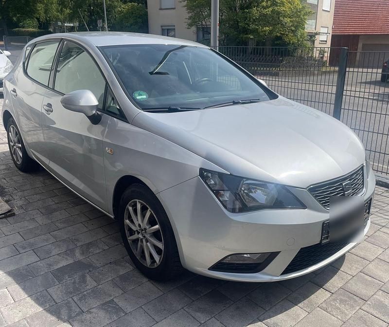 Grau Gebraucht 2017 Seat Ibiza Style Kleinwagen | 7.250 € (Guter Preis) - Bild 1/4