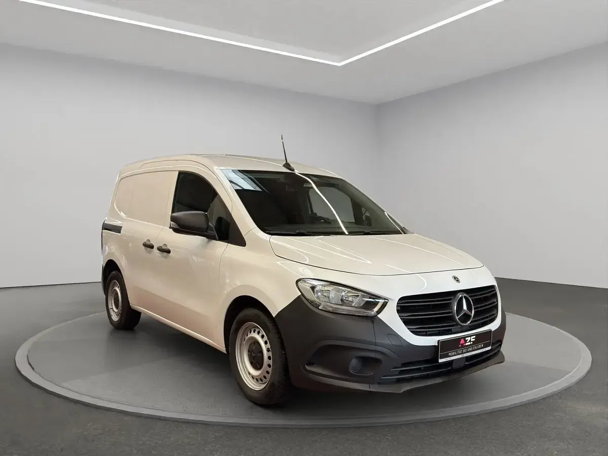 Gebraucht Mercedes Citan 110 95 PS (69 kW) 2022 Weiß Van / Kleinbus