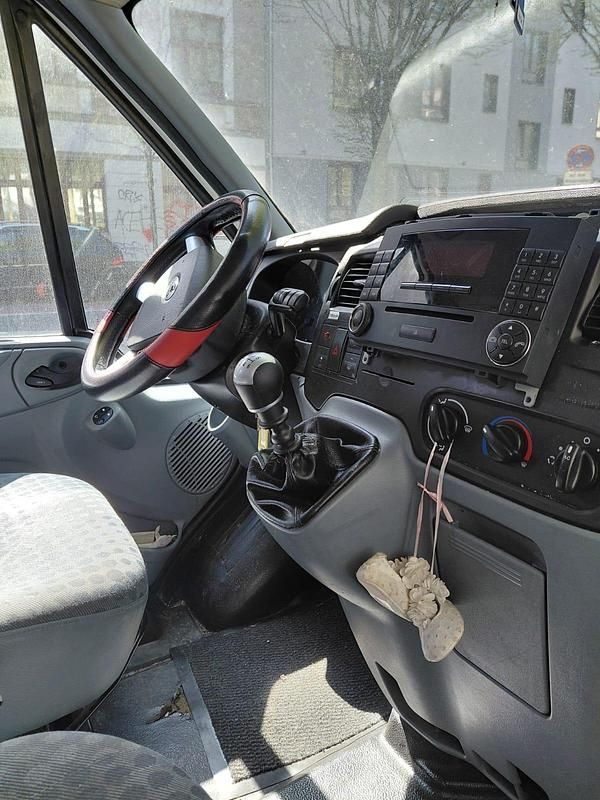 Second-hand Ford Transit 101 CP (74 kW) 2014 Alb Monovolum