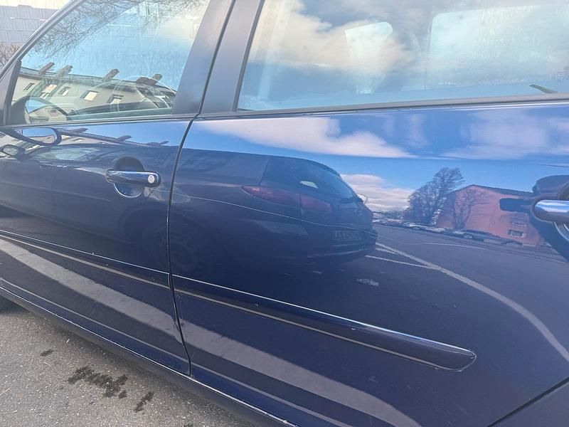 Gebraucht VW Golf V 140 PS (102 kW) 2008 Blau Kleinwagen