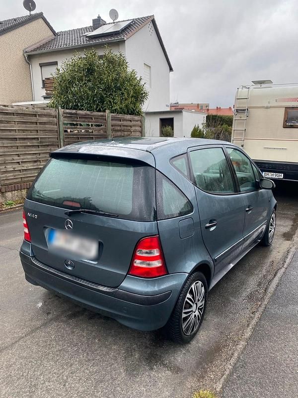 Second-hand Mercedes A140 2004 Berlinǎ