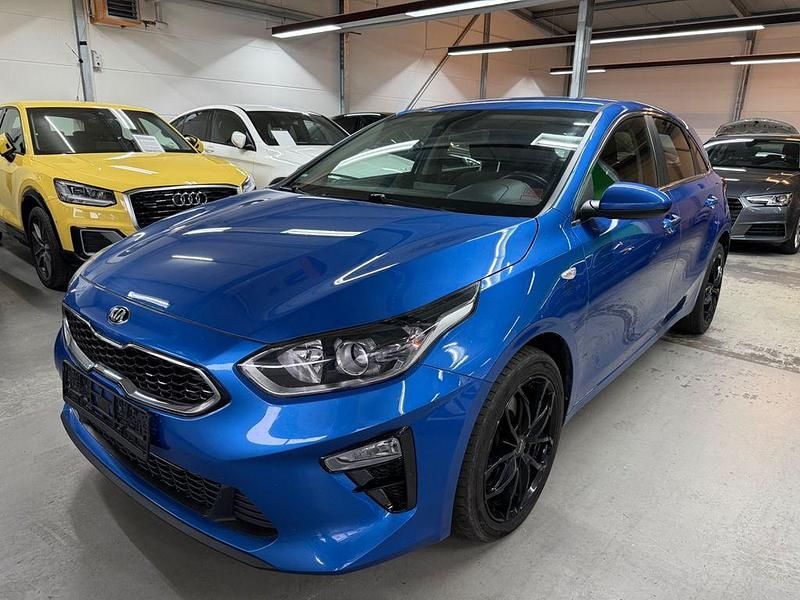 Gebraucht Kia Ceed Vision 136 PS (100 kW) 2019 Blau Kleinwagen