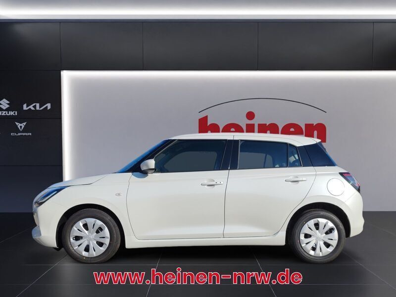Gebraucht Suzuki Swift Club 83 PS (61 kW) 2025 Othercolor Kleinwagen