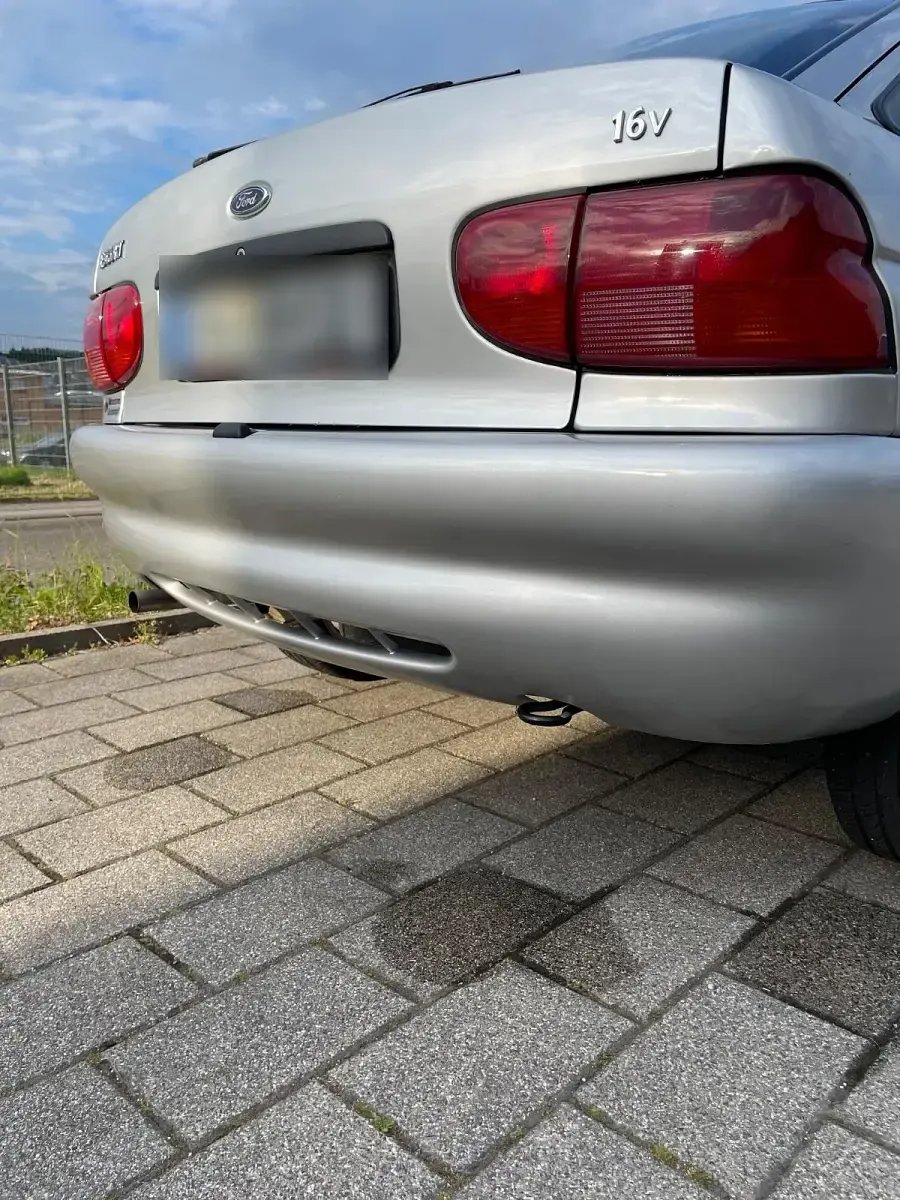 Gebraucht Ford Escort 1996 Silber Limousine