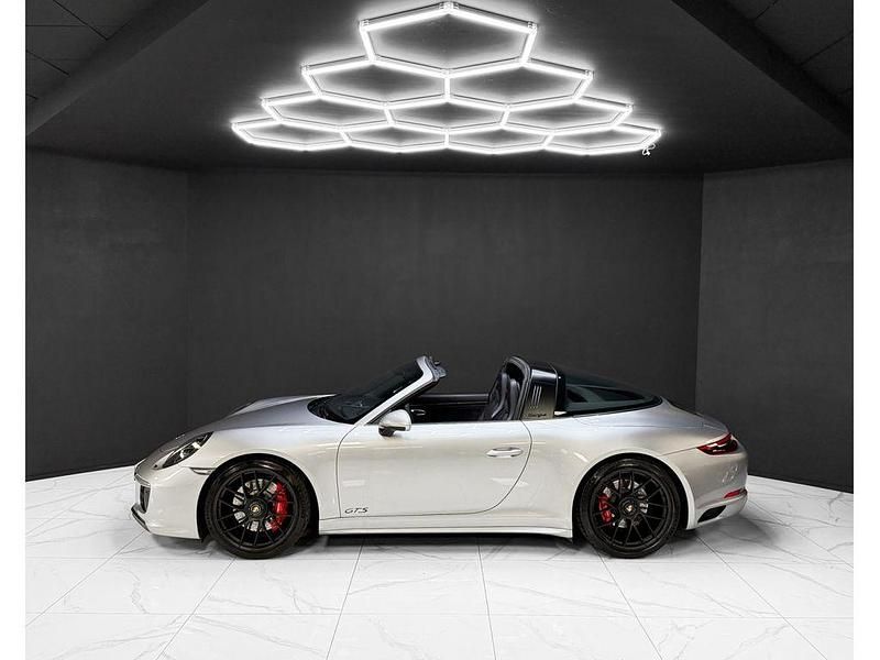 Usata Porsche 911 Targa 4 450 CV (330 kW) 2019 Grigio Cabrio