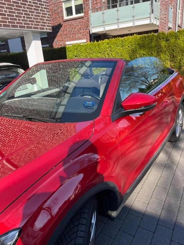 Gebraucht VW T-Roc Cabriolet 150 PS (110 kW) 2022 Rot Cabrio
