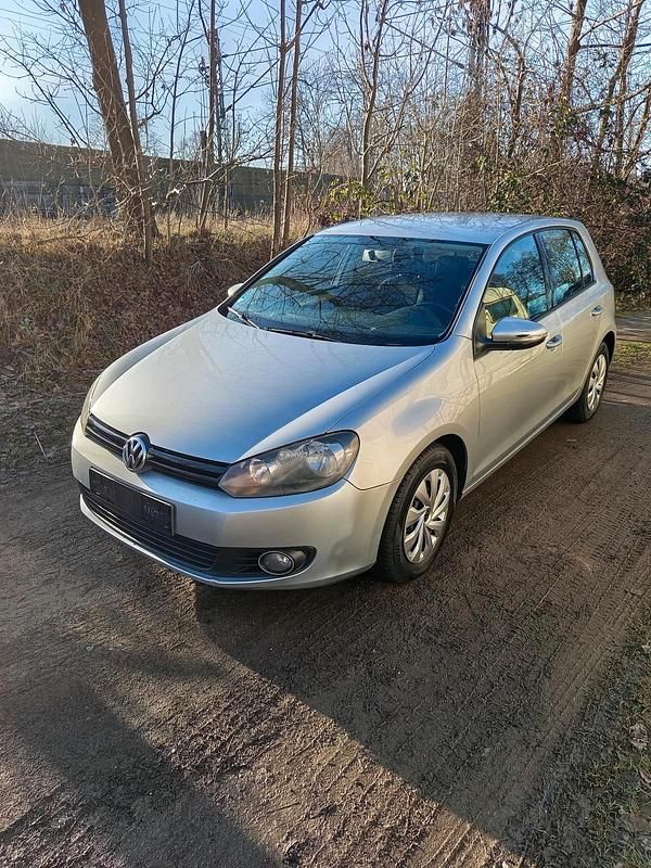 Gebraucht VW Golf VI 85 PS (62 kW) 2011 Grau Kleinwagen