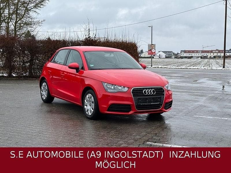 Gebraucht Audi A1 Sportback Attraction 86 PS (63 kW) 2012 Rot Kleinwagen