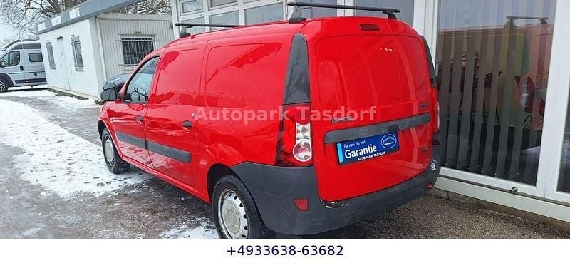 Gebraucht Dacia Logan Ambiance 88 PS (64 kW) 2012 Rot Van / Kleinbus