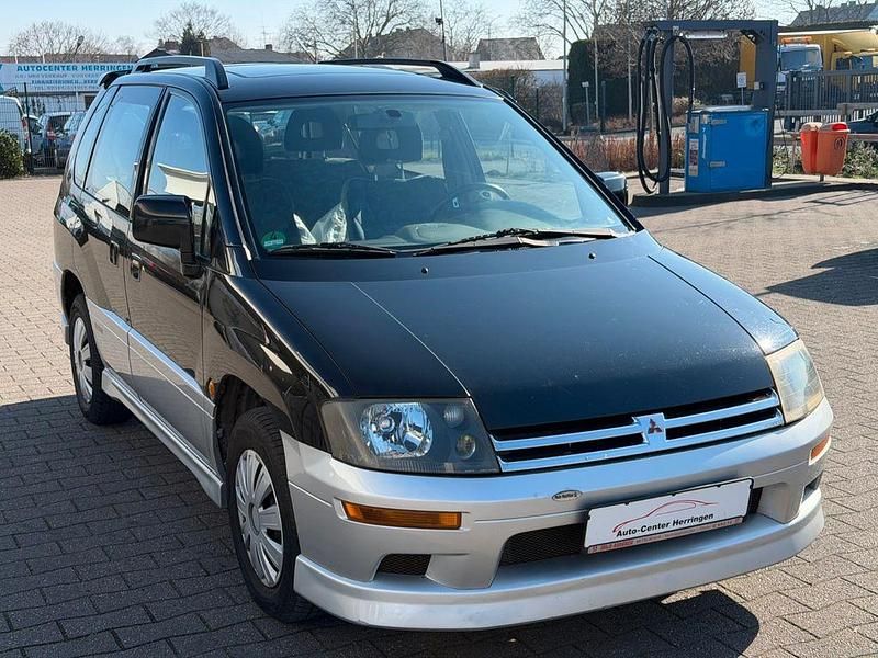 Gebraucht Mitsubishi Space Runner Motion 150 PS (110 kW) 1999 Schwarz Van / Kleinbus