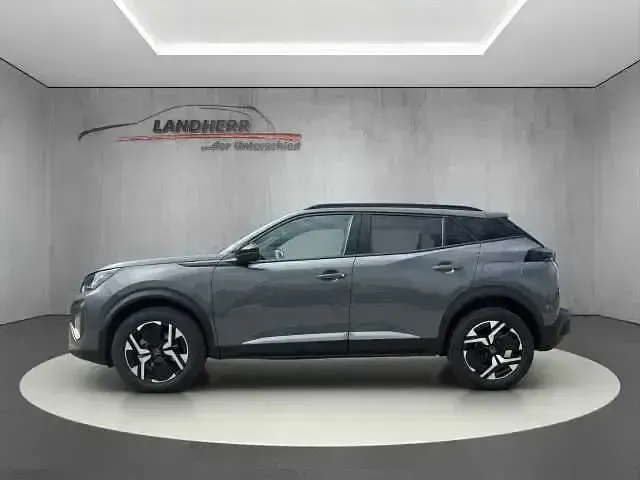 Neu Peugeot 2008 Allure 131 PS (96 kW) 2025 Grau selenium SUV