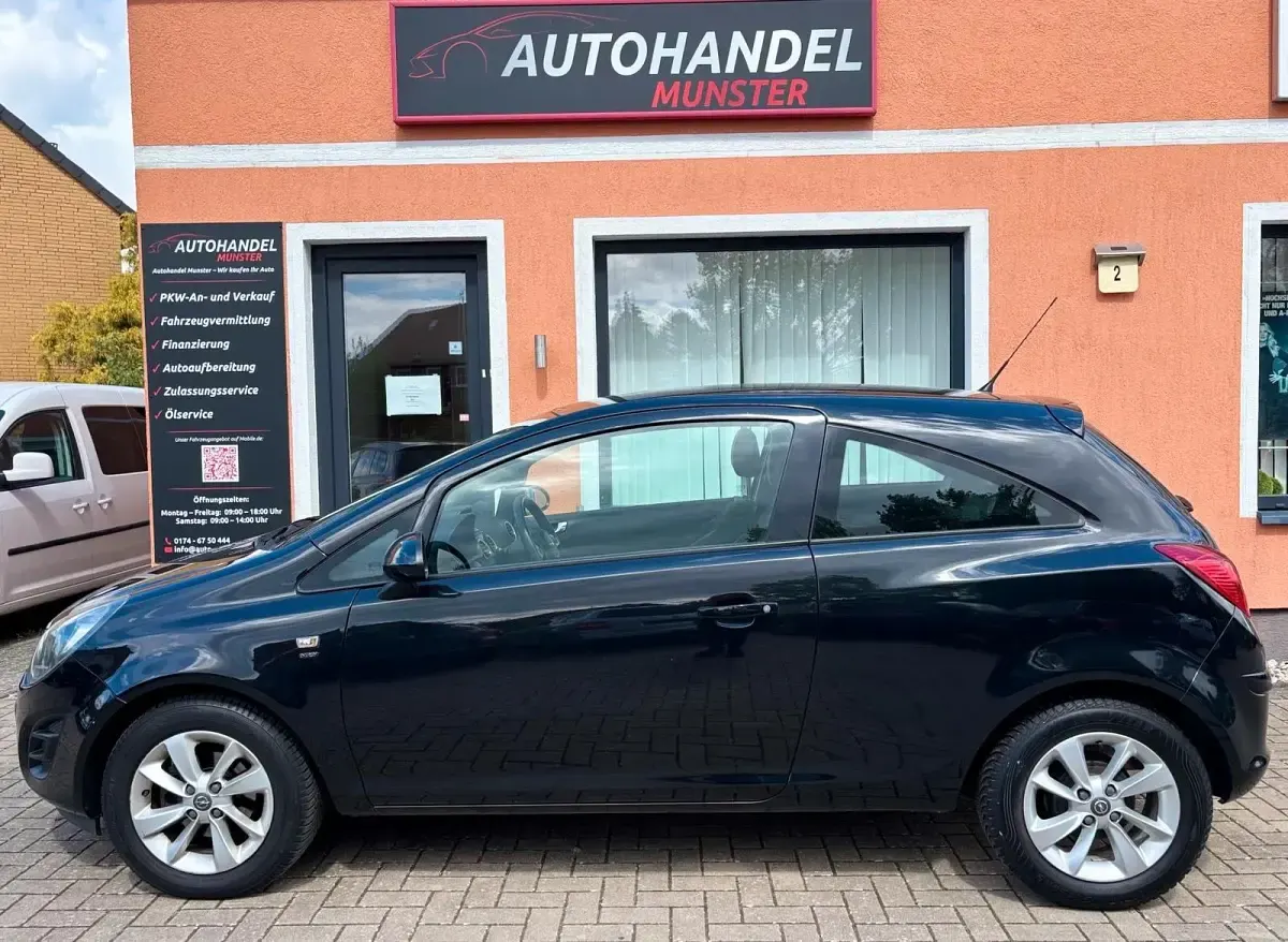 Gebraucht Opel Corsa 70 PS (51 kW) 2014 Schwarz Kleinwagen