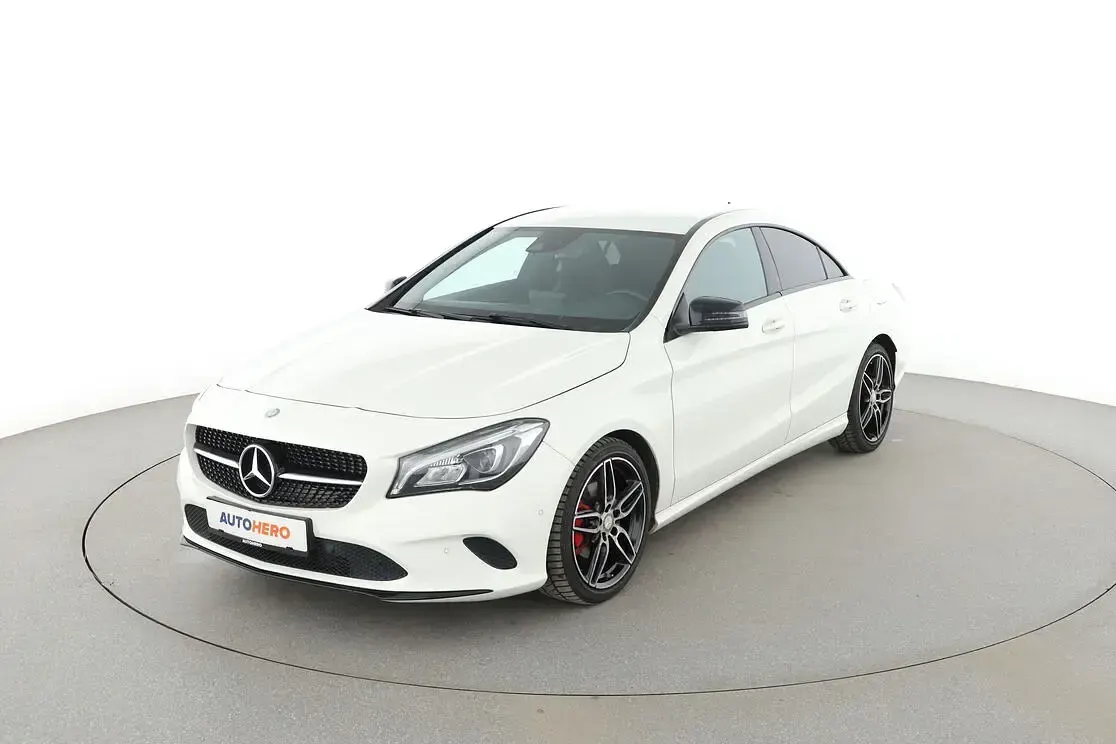 Gebraucht Mercedes CLA200 Urban 156 PS (114 kW) 2017 Limousine