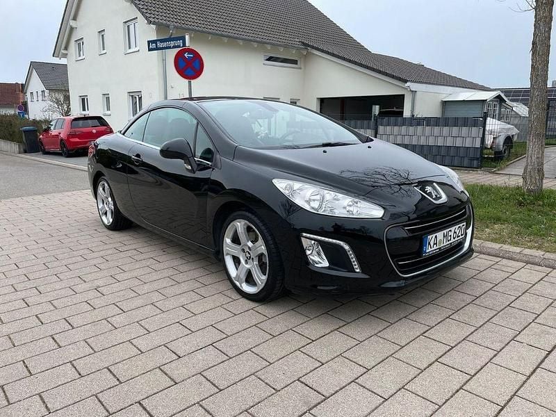 Gebraucht Peugeot 308 CC Active 156 PS (114 kW) 2011 Schwarz Cabrio