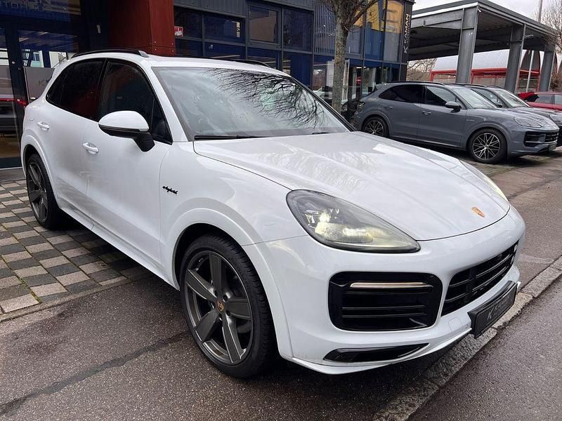 Gebraucht Porsche Cayenne Platinum Edition 462 PS (339 kW) 2022 Weiß SUV