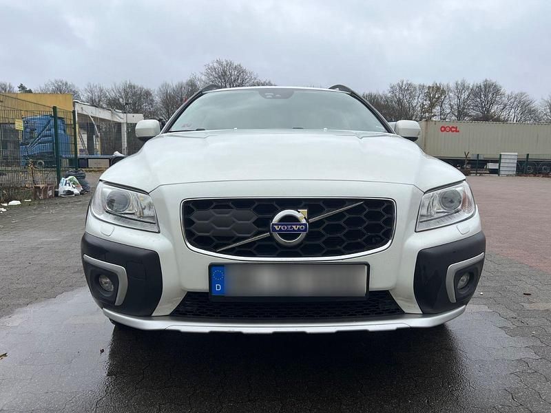Gebraucht Volvo XC70 181 PS (133 kW) 2015 Weiß Kombi
