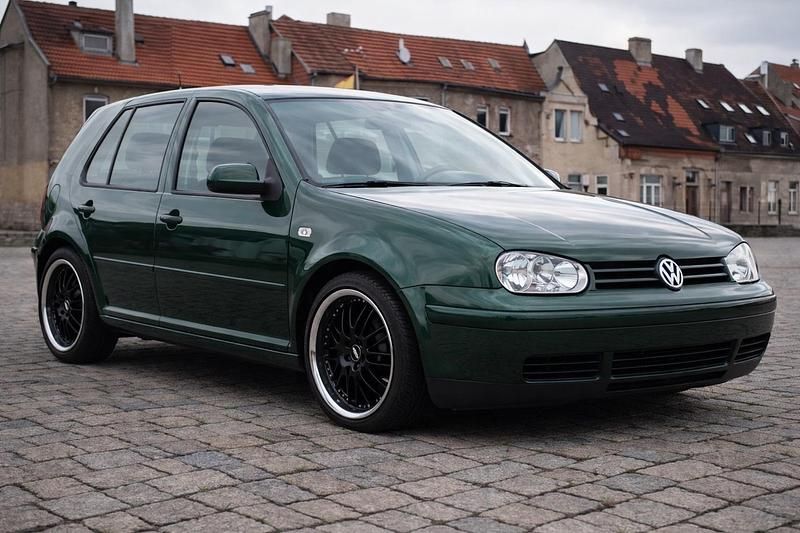 Gebraucht VW Golf III Basis 101 PS (74 kW) 1998 Grün Kleinwagen