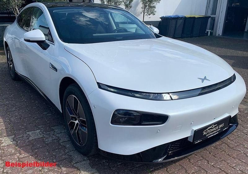 Arctic white Neu 2025 XPENG P7 Limousine | 45.950 € (Guter Preis) - Bild 1/4