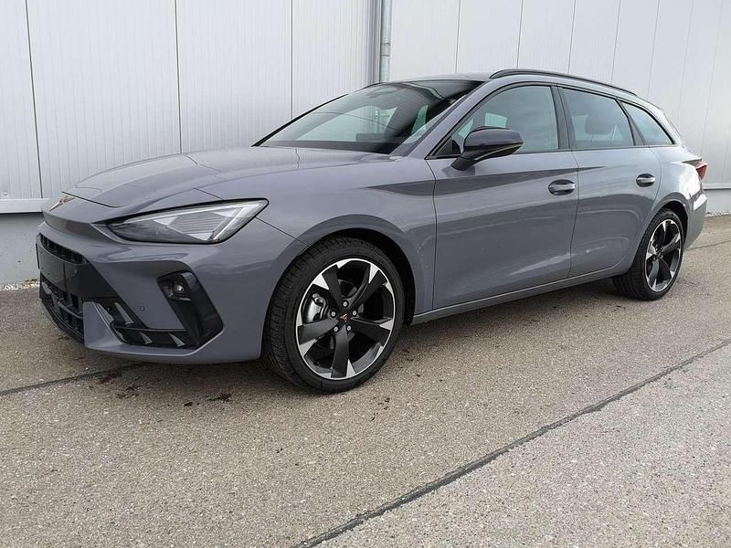 Neu Cupra Leon 190 PS (139 kW) 2026 Graphenegrau Kombi