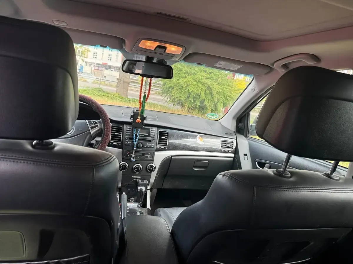 Gebraucht SsangYong Korando 170 PS (125 kW) 2014 Grau SUV