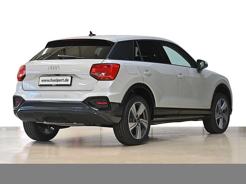 Neu Audi Q2 Advanced 150 PS (110 kW) 2026 Tausilber metallic SUV
