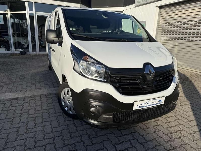Gebraucht Renault Trafic Komfort 125 PS (91 kW) 2019 Gletscherweiss Van / Kleinbus