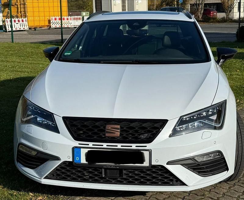 Gebraucht Seat Leon ST CUPRA 300 PS (220 kW) 2021 Weiß Kombi