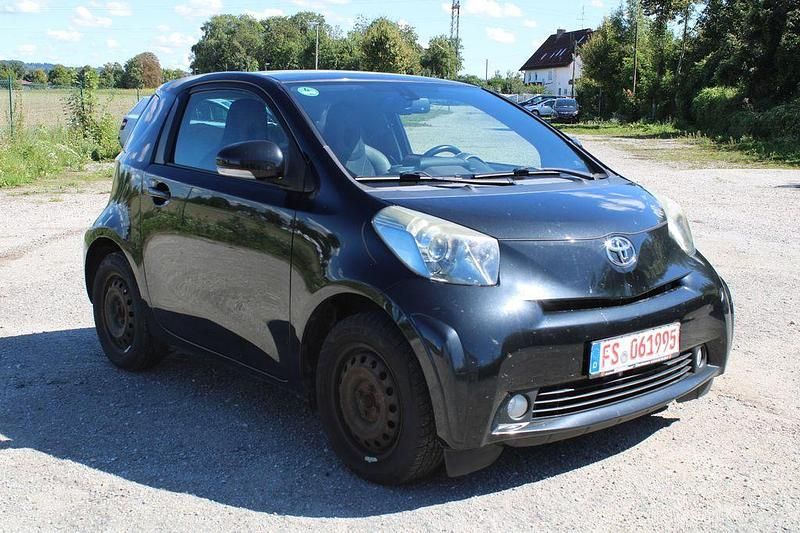 Schwarz Gebraucht 2009 Toyota iQ Kleinwagen | 4.750 € (Guter Preis) - Bild 1/4