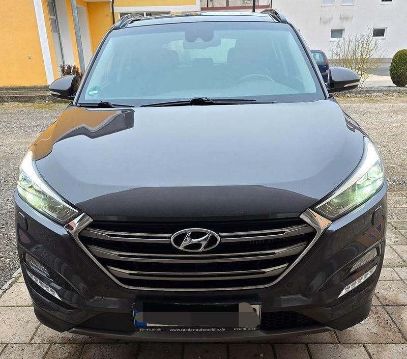 Gebraucht Hyundai Tucson Premium 185 PS (136 kW) 2015 Braun SUV