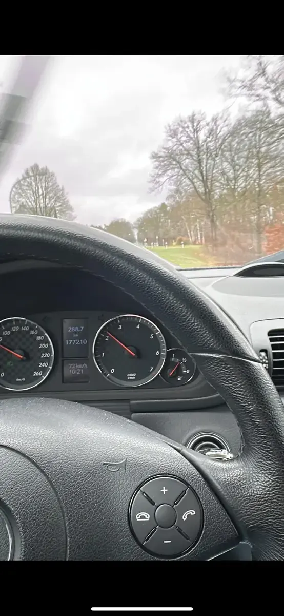 Gebraucht Mercedes CLC180 159 PS (116 kW) 2009 Schwarz Coupé