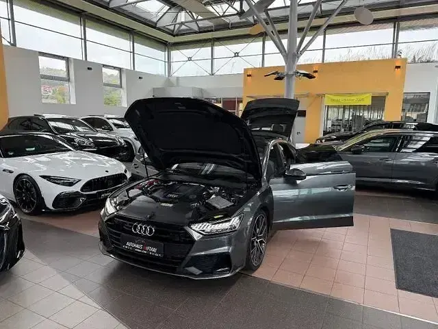Gebraucht Audi A7 S-Line 286 PS (210 kW) 2018 Daytonagrau (metallic) Kleinwagen