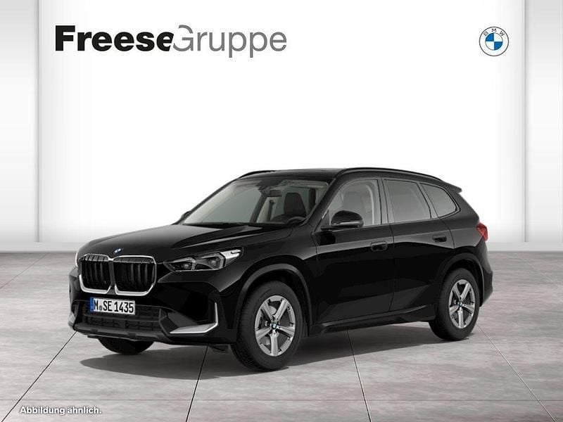 Schwarz Neu 2024 BMW X1 Performance SUV | 50.590 € (Guter Preis) - Bild 1/4