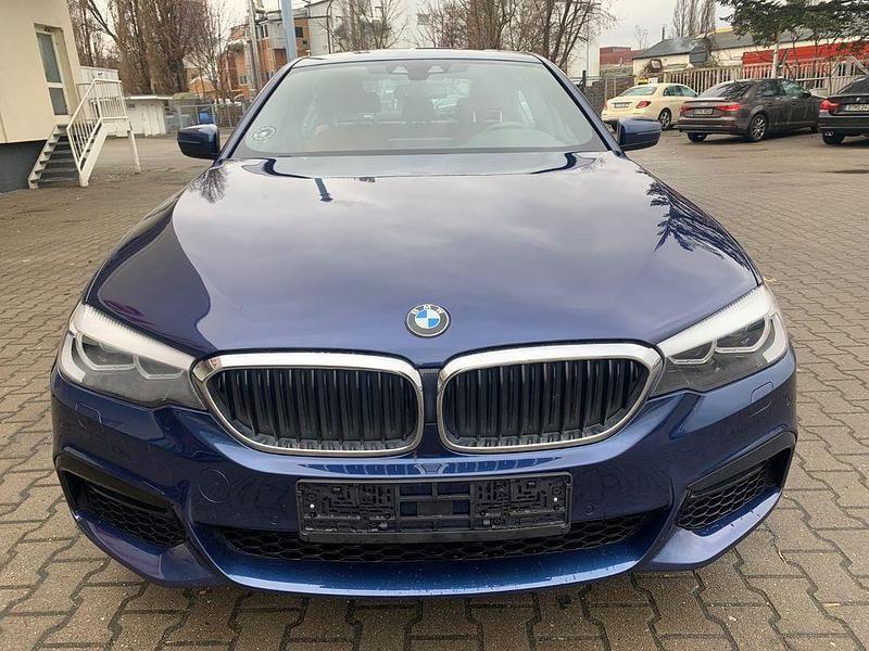 Gebraucht BMW 520 M Sport 190 PS (139 kW) 2020 Blau Limousine