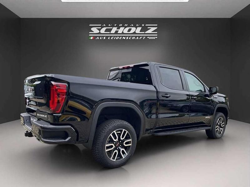 Neu GMC Sierra 420 PS (308 kW) 2026 Schwarz Pickup