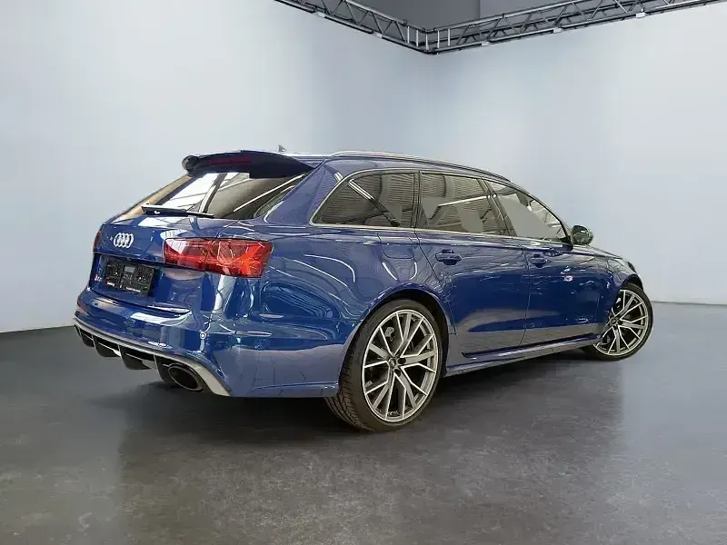 Gebraucht Audi RS6 Performance 605 PS (444 kW) 2018 Blau Kombi