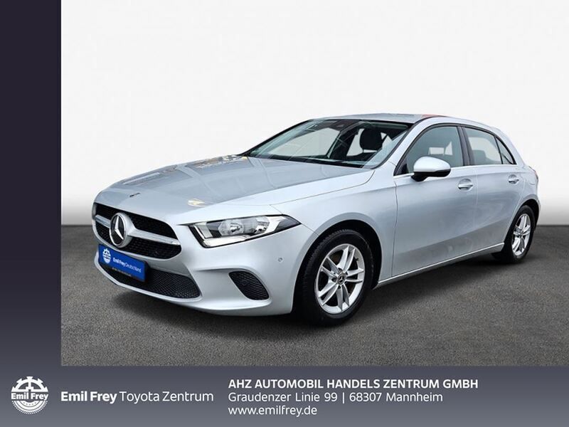 Iridiumsilber metalliclack Gebraucht 2019 Mercedes A160 Style Kleinwagen | 18.490 € (Superpreis) - Bild 1/4