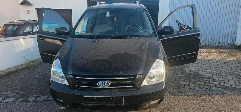 Schwarz Gebraucht 2009 Kia Carnival Van / Kleinbus | 1.200 € (Guter Preis) - Bild 1/4