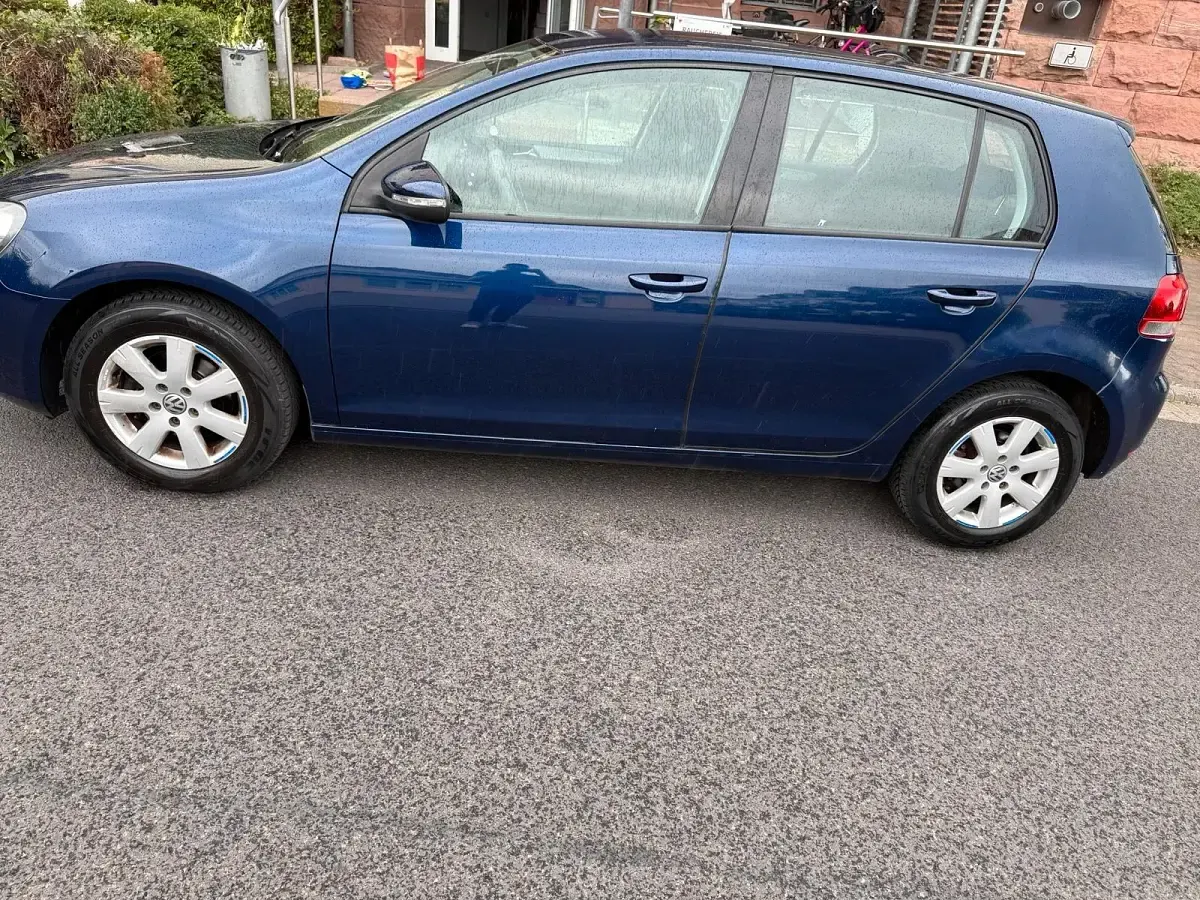 Gebraucht VW Golf VI 80 PS (58 kW) 2009 Blau Kleinwagen