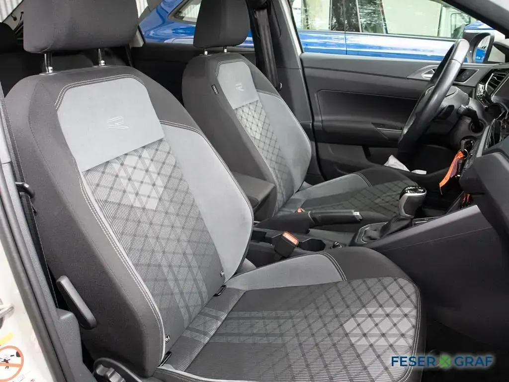 Gebraucht VW Taigo R-line 110 PS (80 kW) 2023 Grau SUV